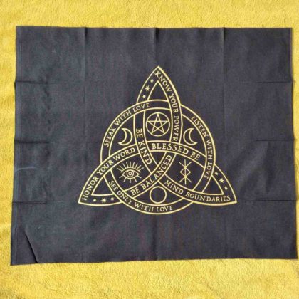 Triquetra Altar Cloth