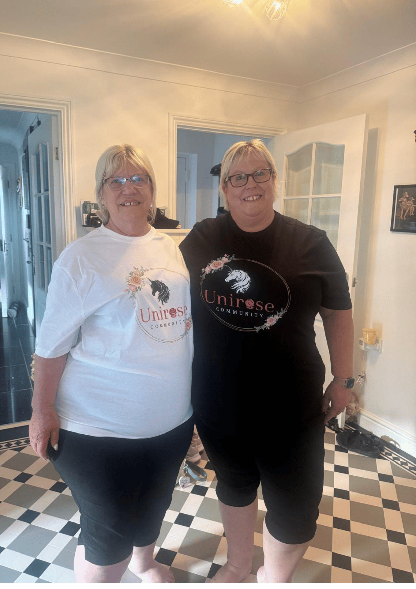 Unirose community Merchandise, T-shirt